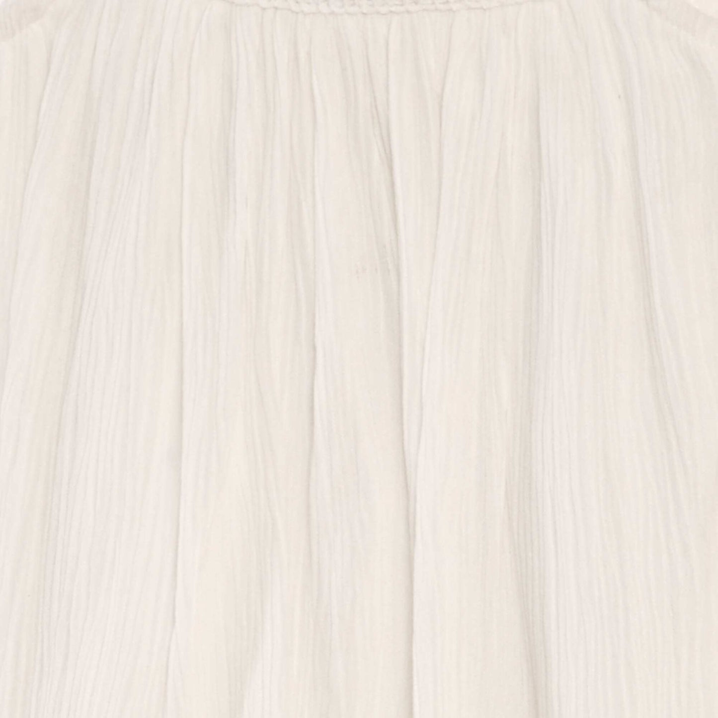 Robe évasée avec broderie blanc