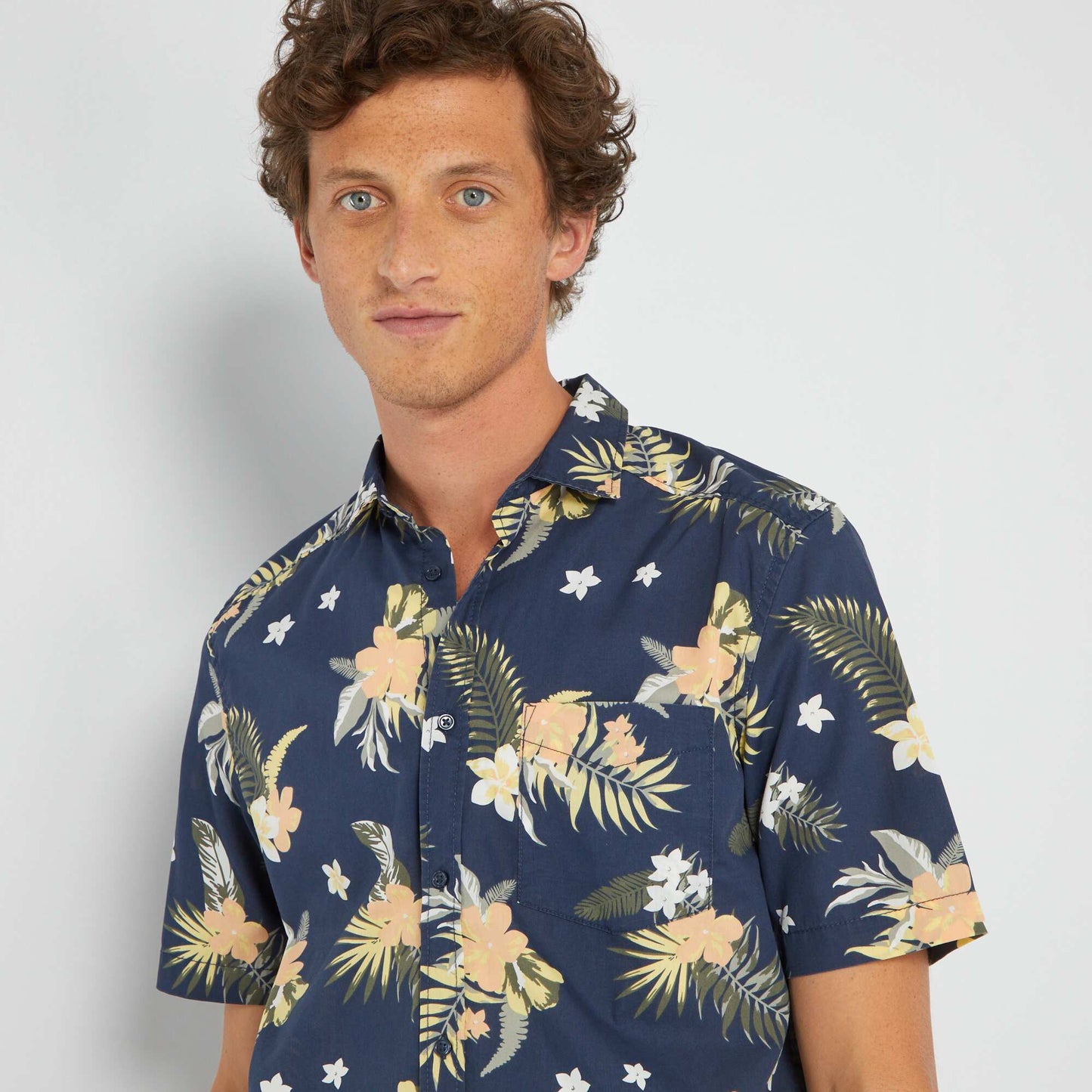 Chemise à fleurs à manches courtes Bleu