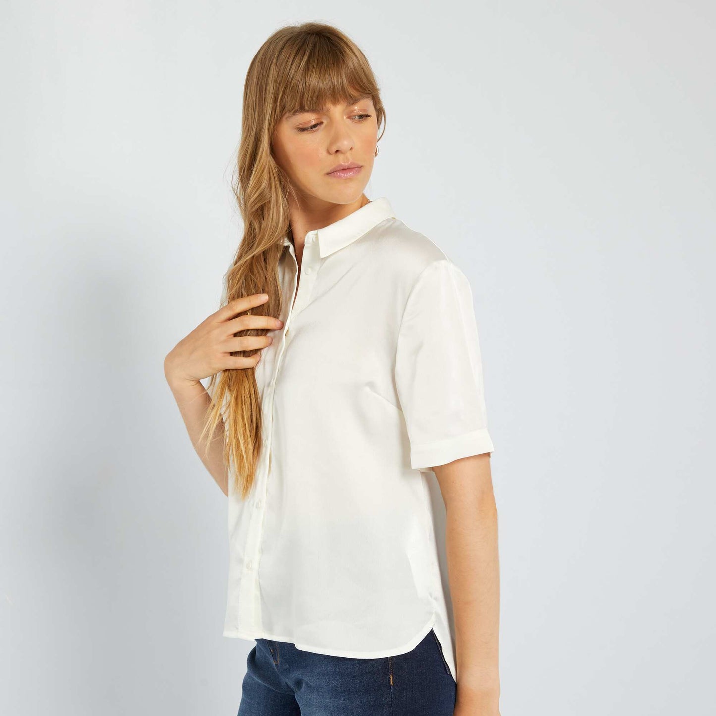 Chemise satinée manches courtes blanc