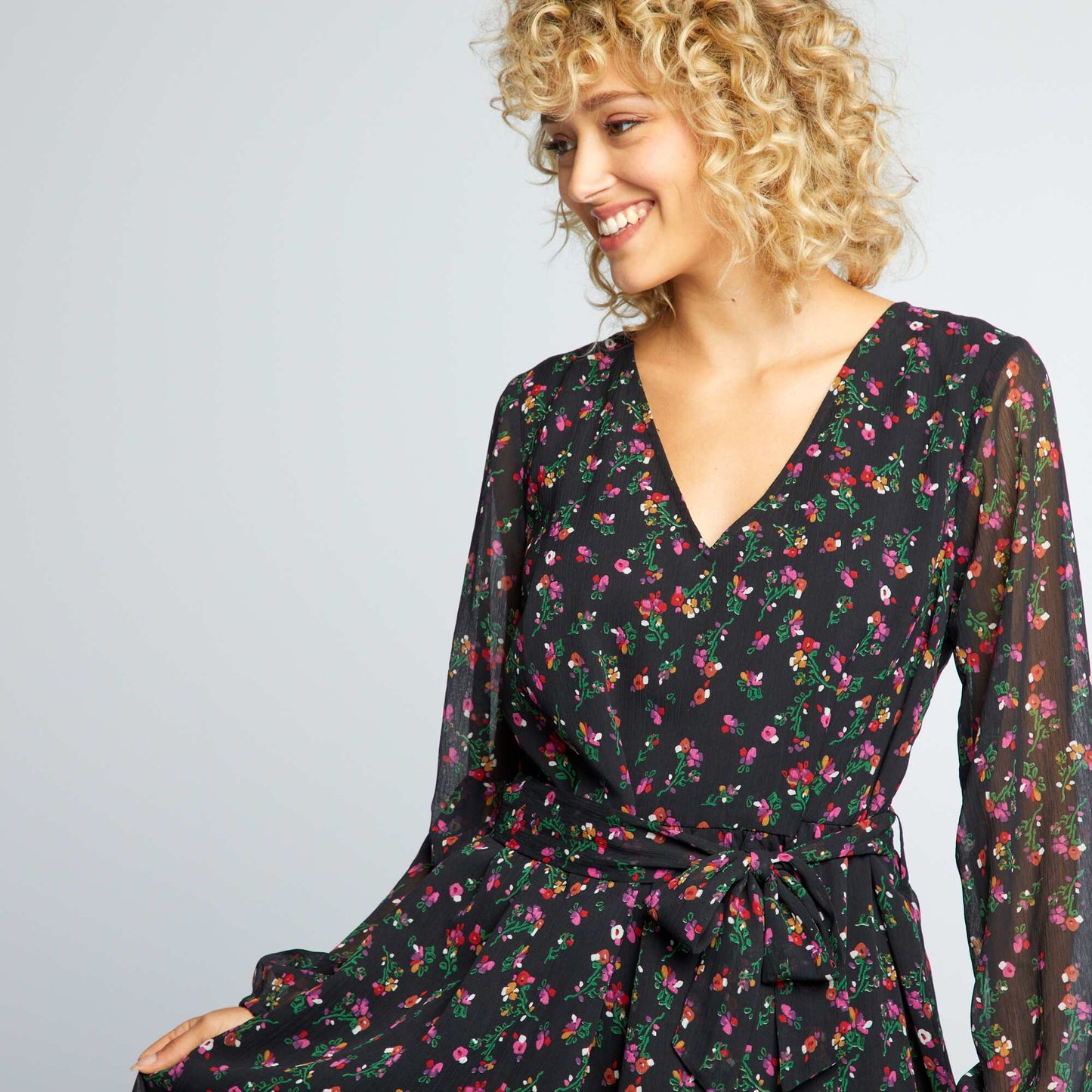 Robe à motif avec ceinture à nouer Noir fleuri