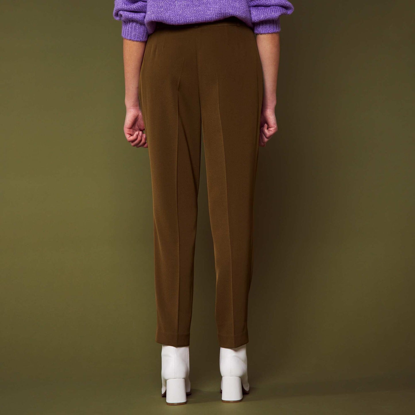 Pantalon cigarette à taille haute Marron