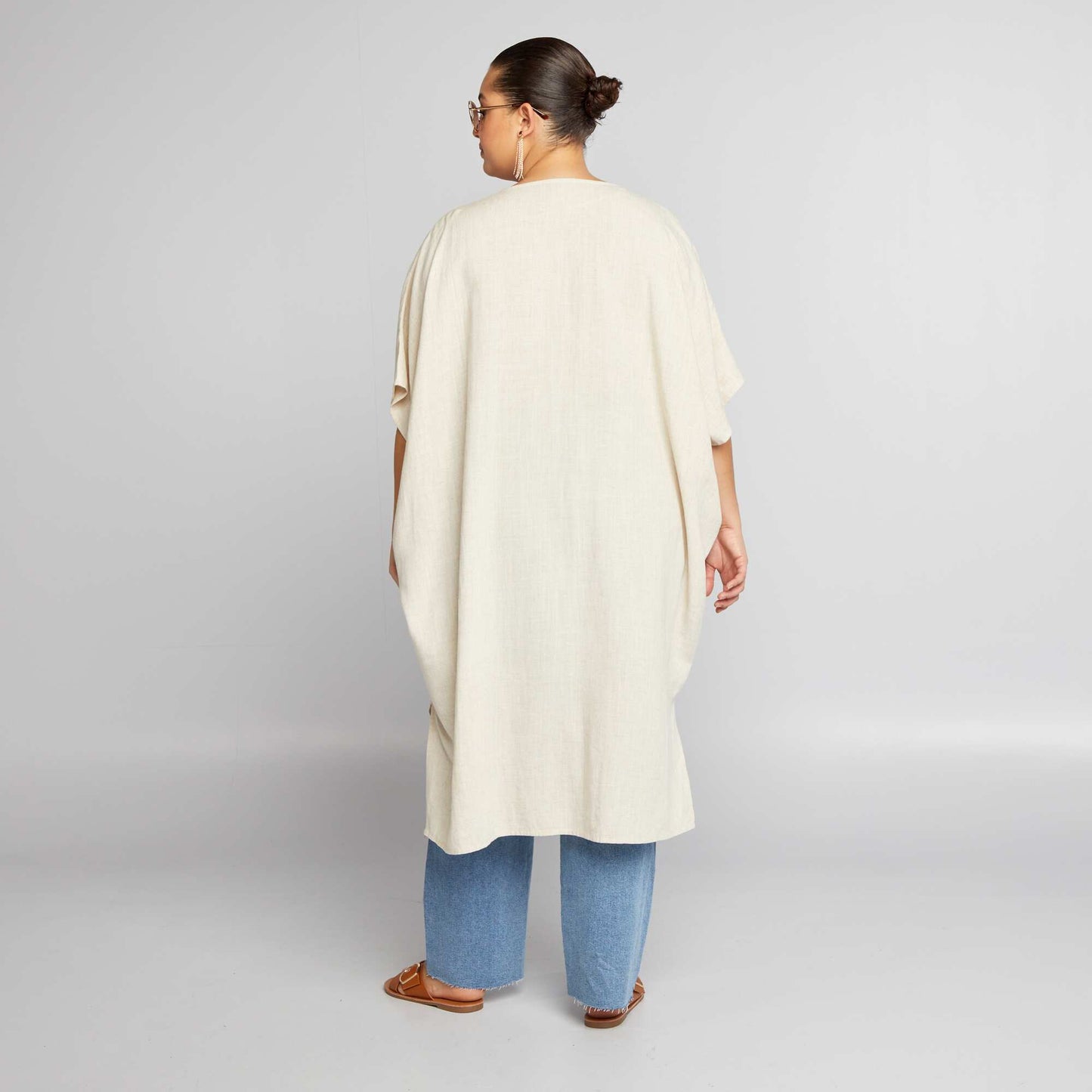 Blouse extra longue à manches courtes Beige