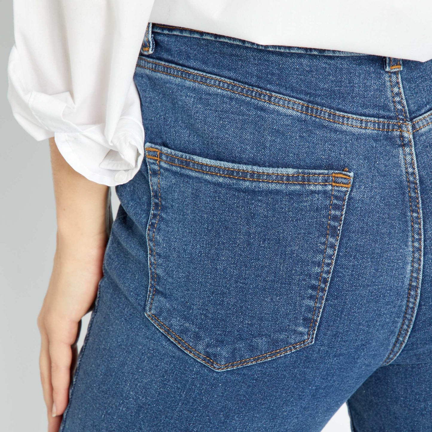 Jean skinny fit / coupe très ajustée Stone