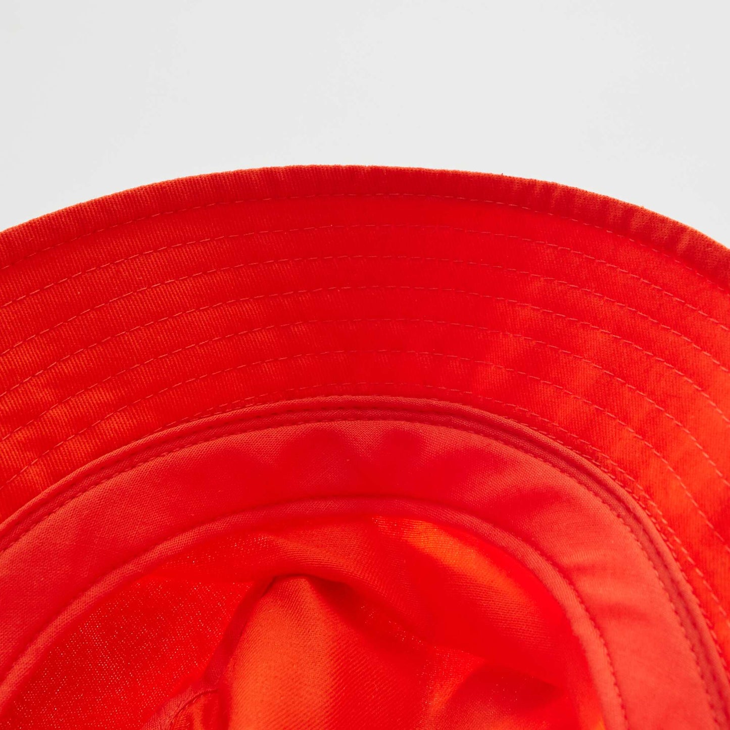 Bob uni en coton Rouge