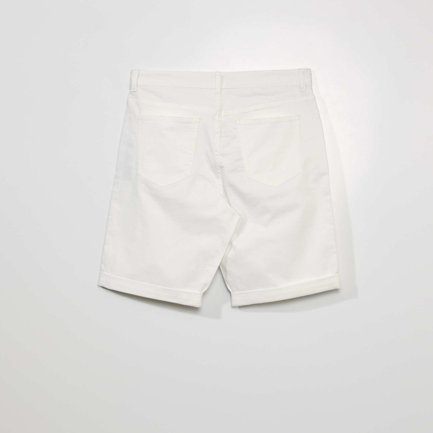 Bermuda chino à 5 poches blanc