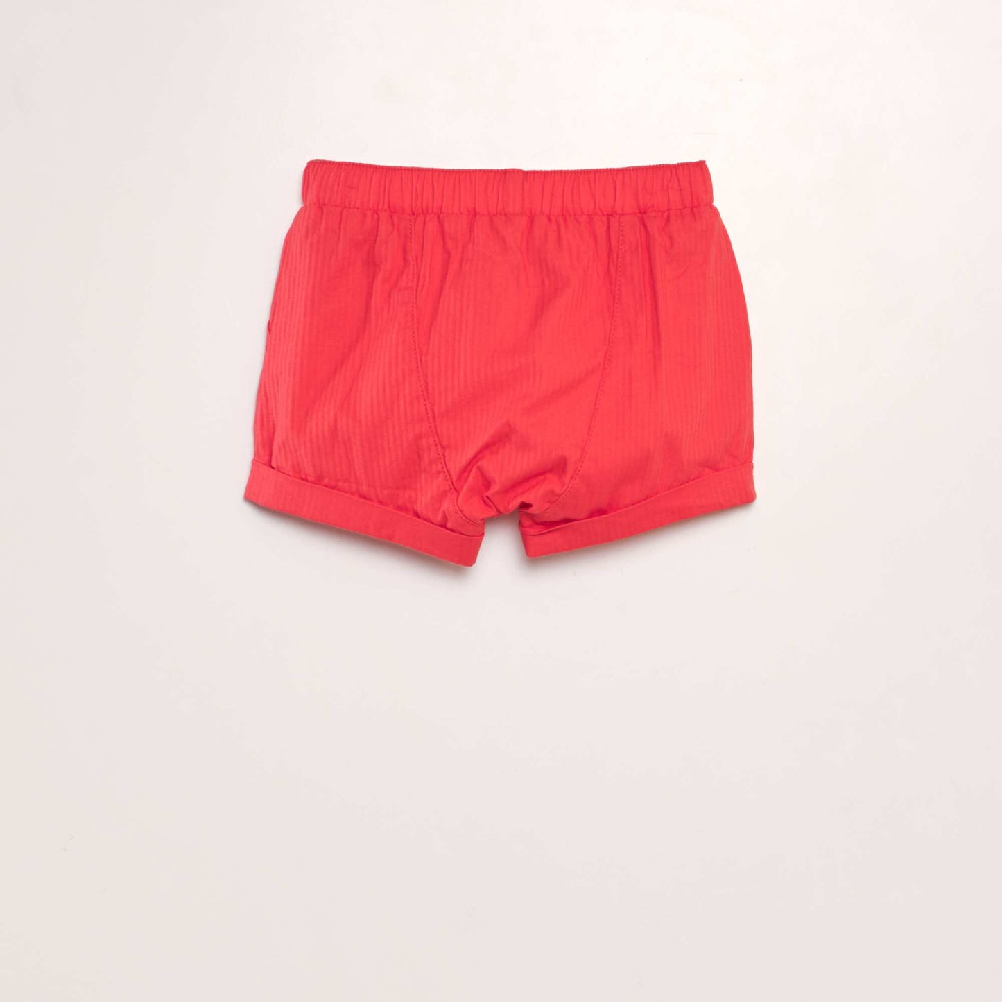 Short taille haute effet chevrons rouge