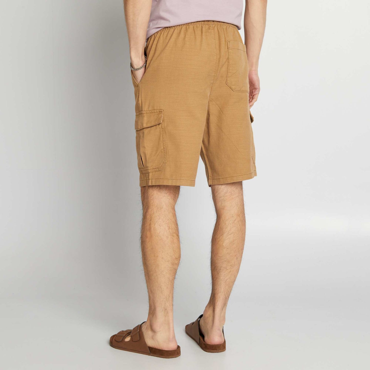 Bermuda chino avec poches sur les côtés Beige