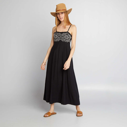 Robe en lin mélangé avec broderies NOIR