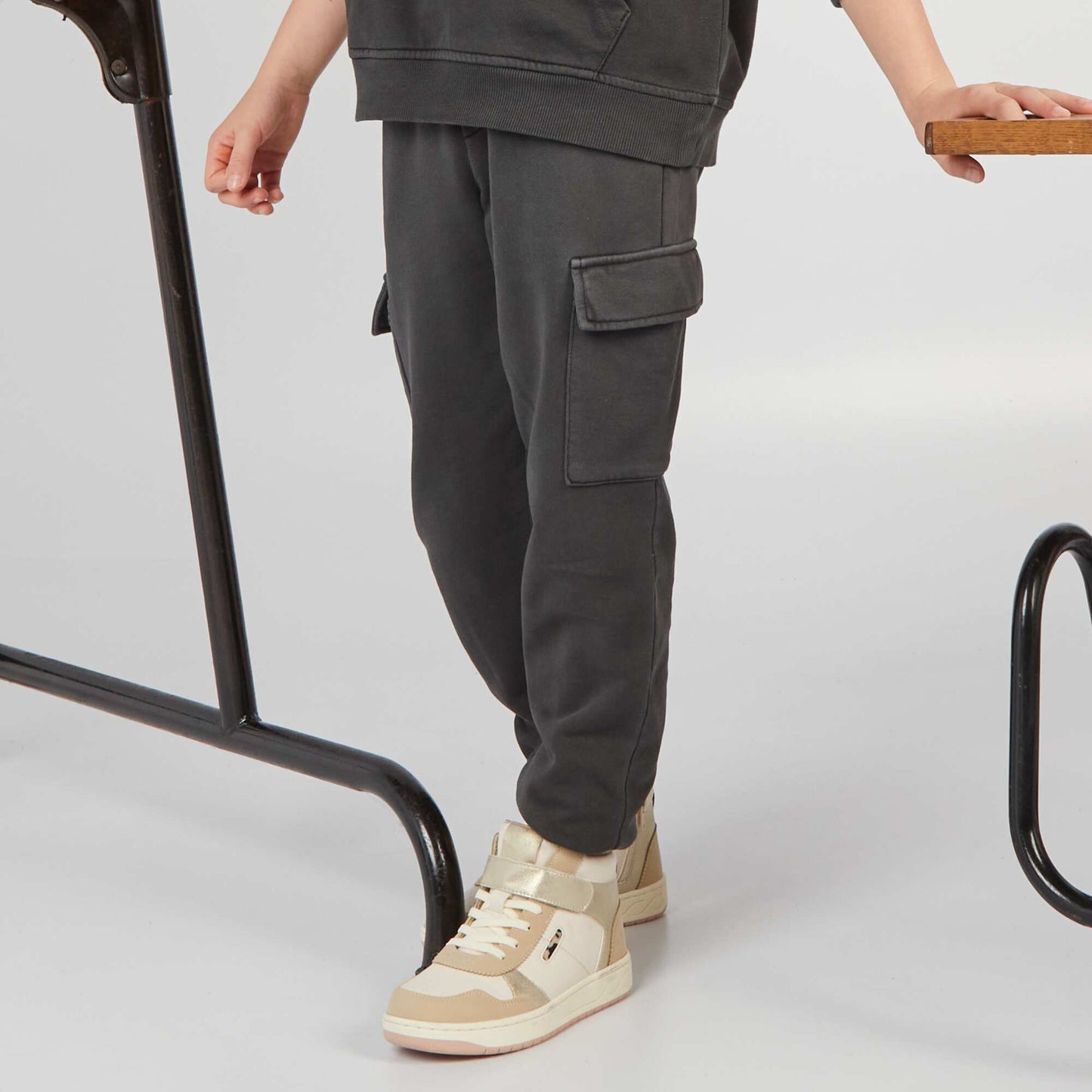 Pantalon de jogging en molleton avec poches Gris foncé