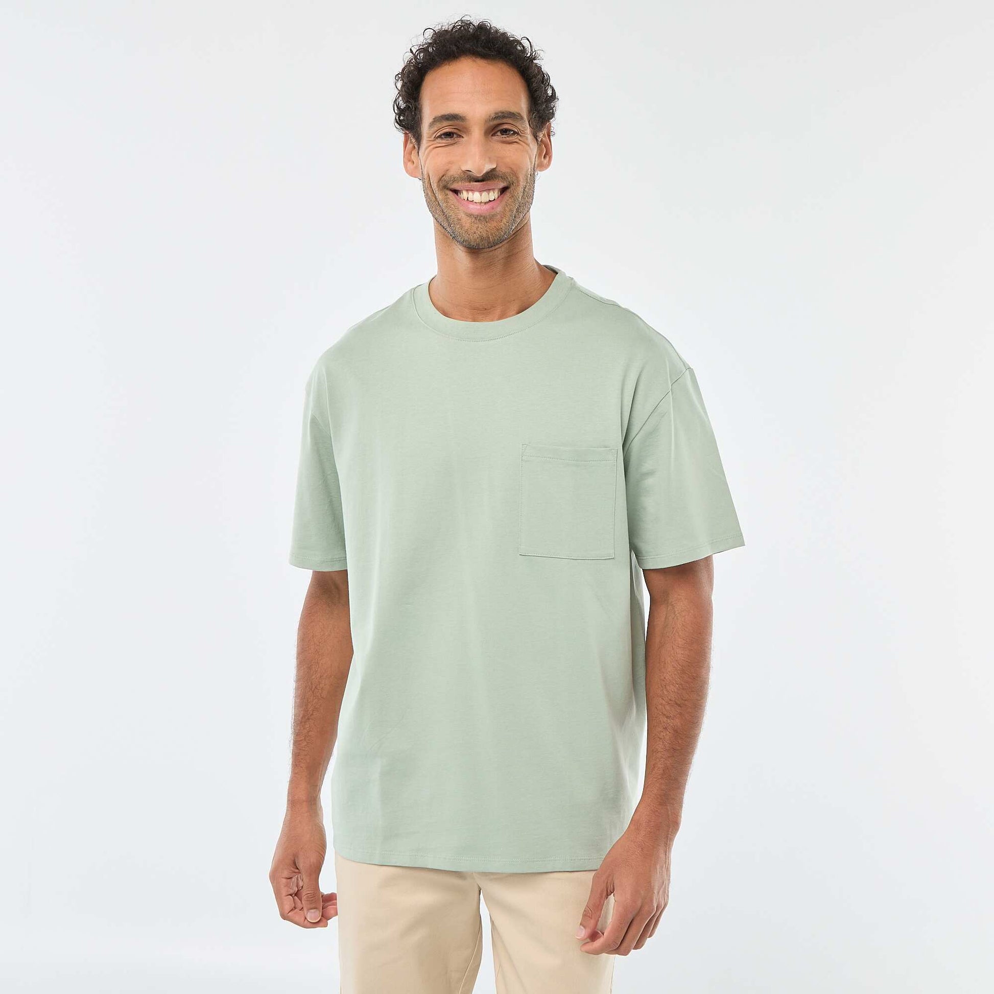 T-shirt uni à manches courtes avec poche poitrine VERT