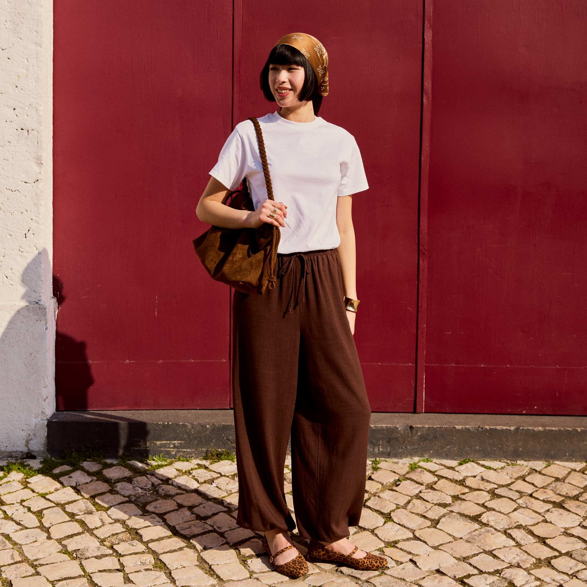 Pantalon coupe balloon uni avec 2 poches MARRON