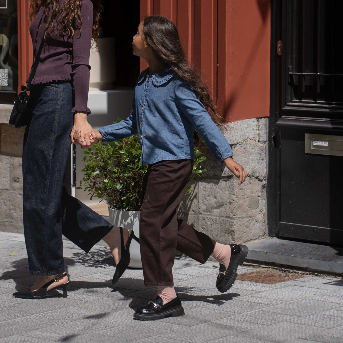 Pantalon en denim forme barrel MARRON